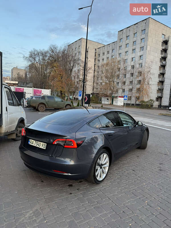Седан Tesla Model 3 2020 в Харкові