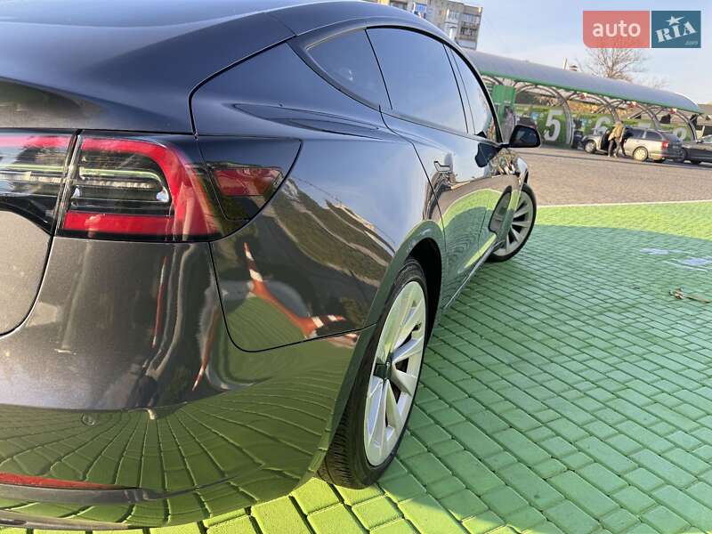 Седан Tesla Model 3 2021 в Кропивницькому фото 34 Седан Tesla Model 3 2021 в Кропивницькому