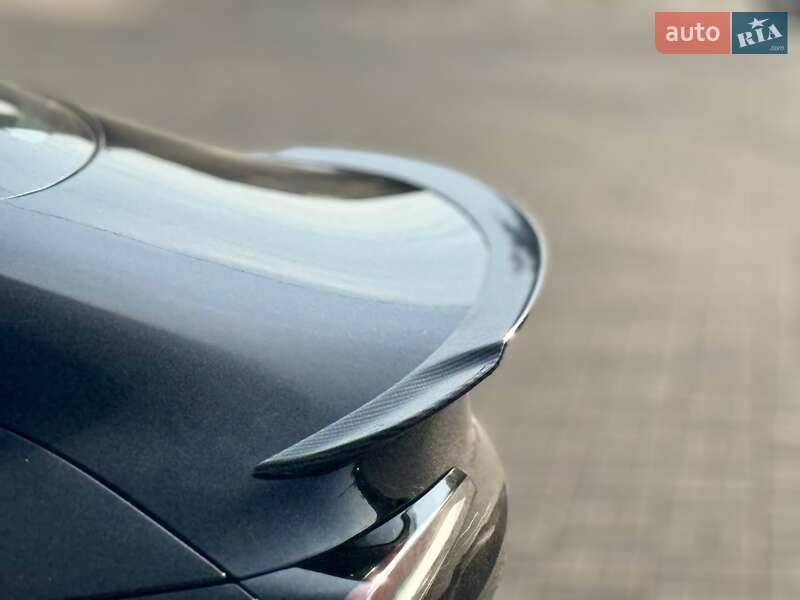 Седан Tesla Model 3 2024 в Днепре