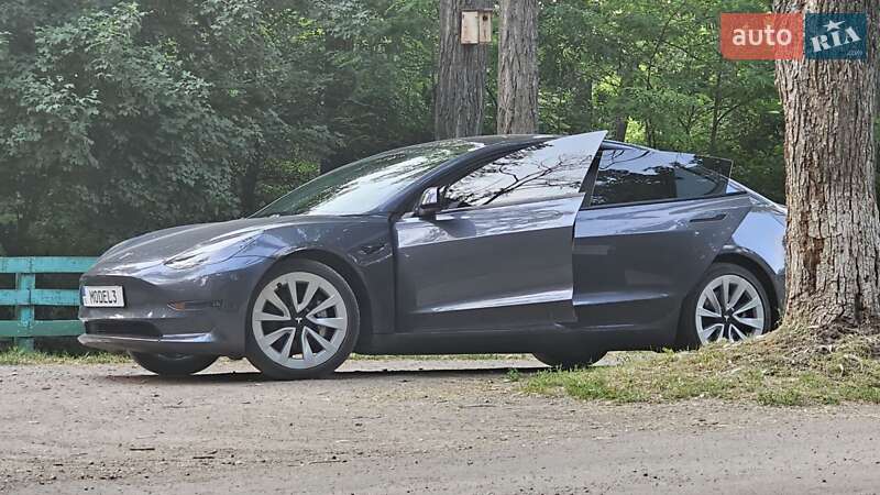 Седан Tesla Model 3 2021 в Кропивницькому фото 40 Седан Tesla Model 3 2021 в Кропивницькому