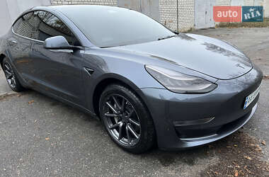 Седан Tesla Model 3 2018 в Харькове