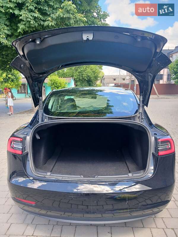 Седан Tesla Model 3 2022 в Львове фото 6 Седан Tesla Model 3 2022 в Львове
