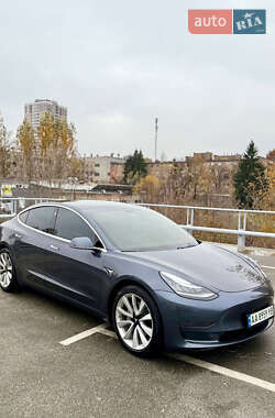 Седан Tesla Model 3 2019 в Києві
