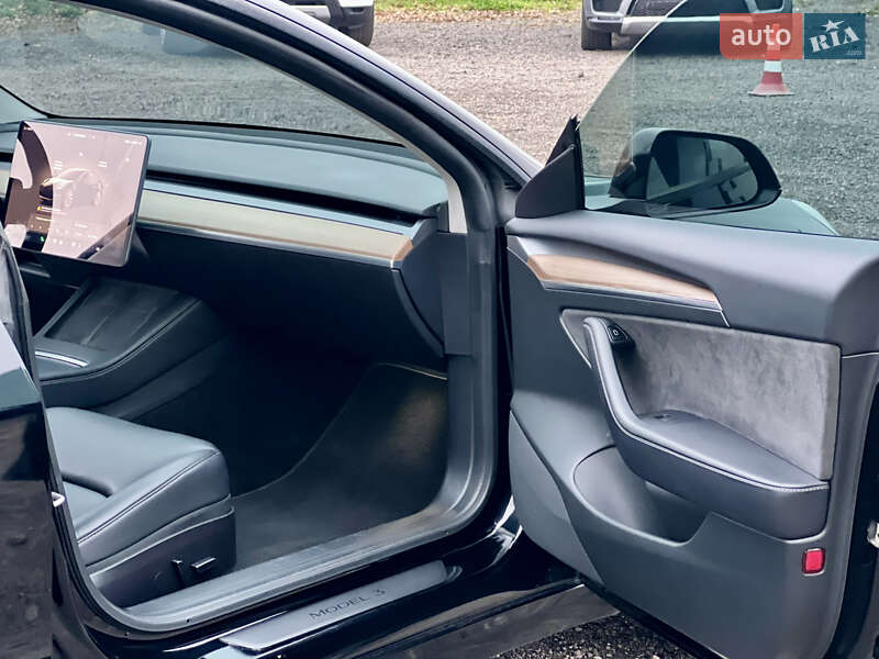 Седан Tesla Model 3 2022 в Киеве фото 17 Седан Tesla Model 3 2022 в Киеве