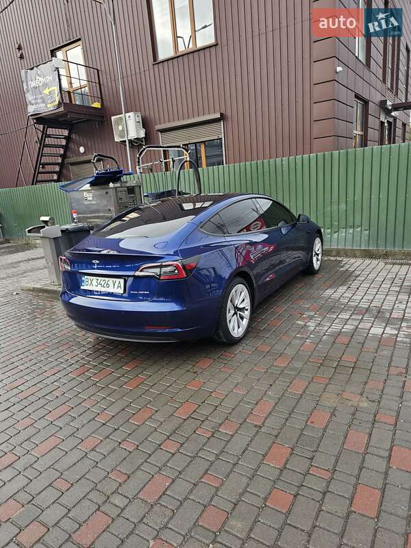 Седан Tesla Model 3 2020 в Хмельницькому фото Седан Tesla Model 3 2020 в Хмельницькому