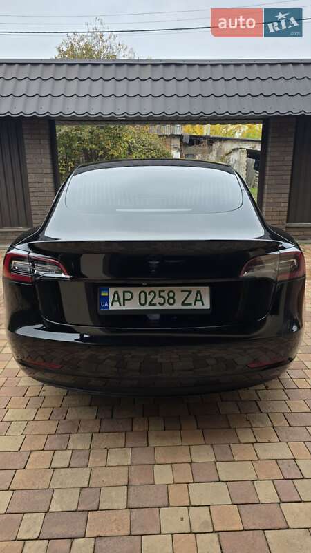 Седан Tesla Model 3 2018 в Запоріжжі