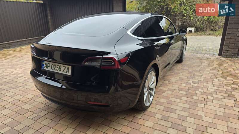 Седан Tesla Model 3 2018 в Запоріжжі