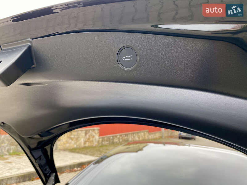 Седан Tesla Model 3 2022 в Хмельницком фото 52 Седан Tesla Model 3 2022 в Хмельницком