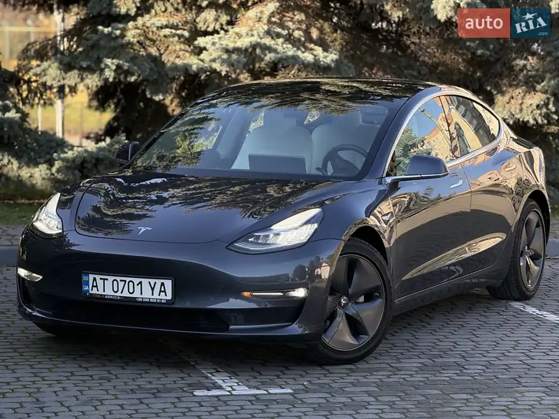 Tesla Model 3 2019