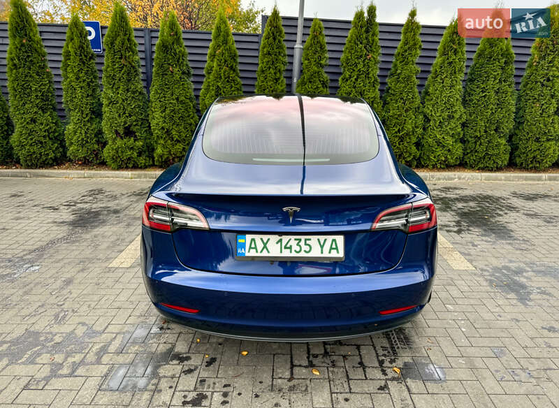 Седан Tesla Model 3 2019 в Білгороді-Дністровському