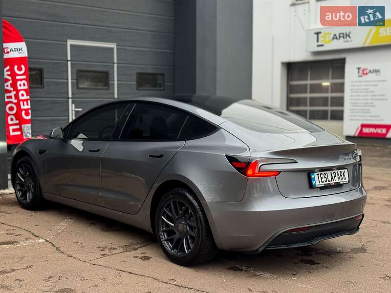 Седан Tesla Model 3 2024 в Києві фото 8 Седан Tesla Model 3 2024 в Києві