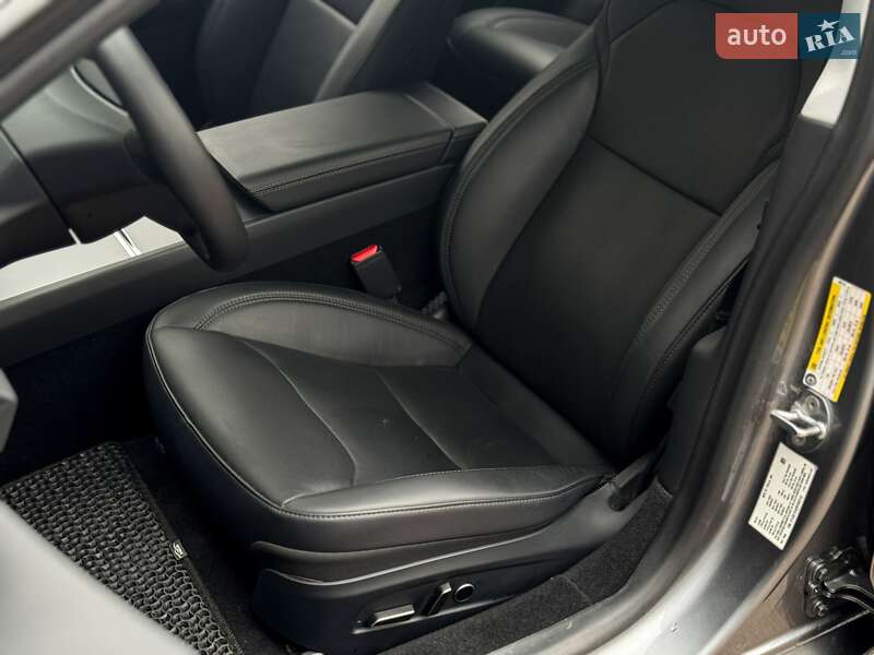 Седан Tesla Model 3 2024 в Києві фото 13 Седан Tesla Model 3 2024 в Києві