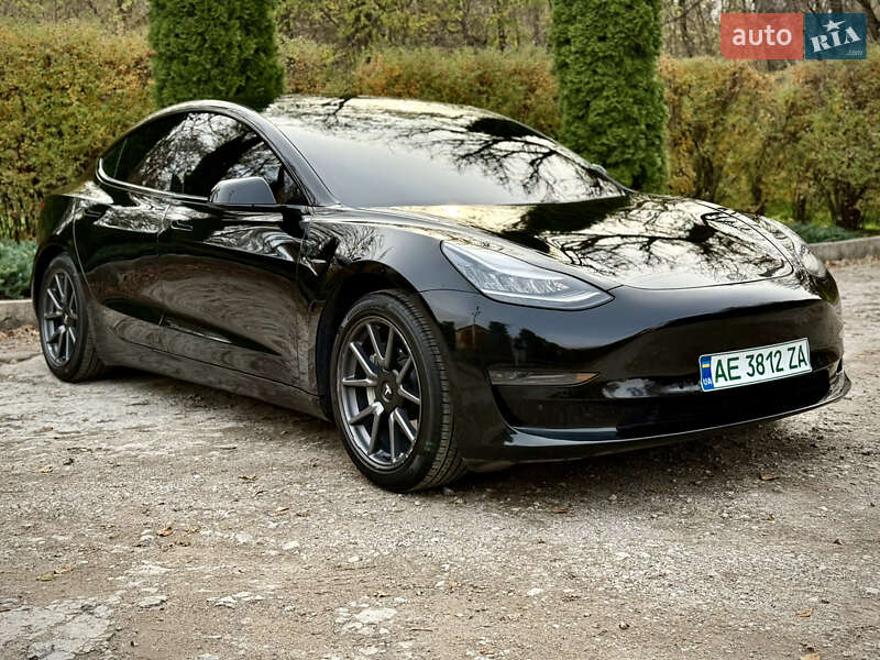 Седан Tesla Model 3 2020 в Дніпрі фото 8 Седан Tesla Model 3 2020 в Дніпрі