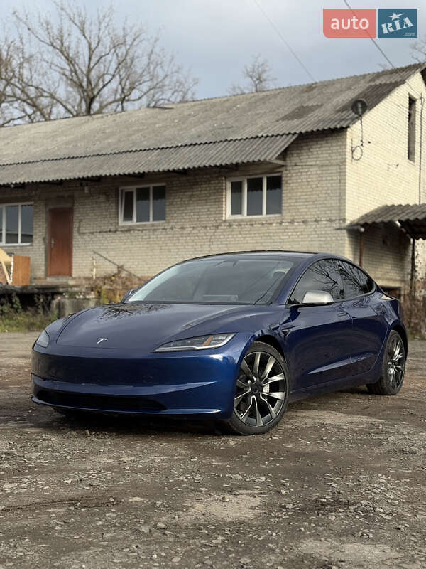 Седан Tesla Model 3 2024 в Луцке фото 3 Седан Tesla Model 3 2024 в Луцке