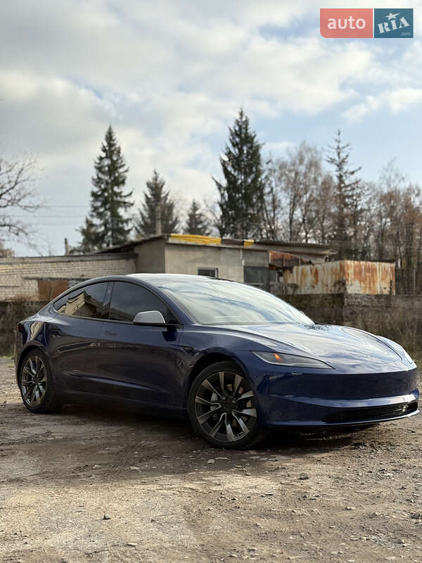 Седан Tesla Model 3 2024 в Луцке фото 13 Седан Tesla Model 3 2024 в Луцке