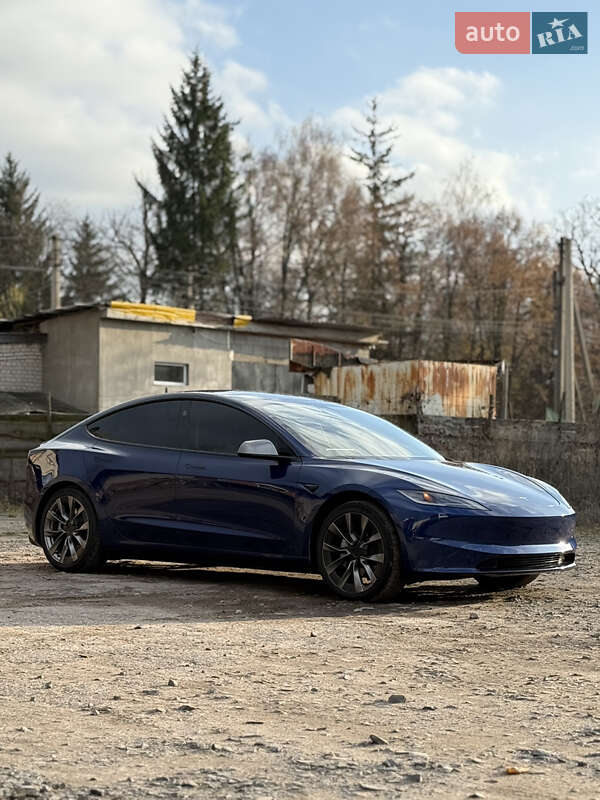 Седан Tesla Model 3 2024 в Луцке фото 32 Седан Tesla Model 3 2024 в Луцке