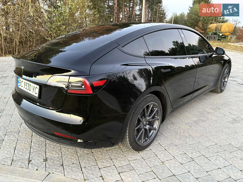 Седан Tesla Model 3 2019 в Львові фото 11 Седан Tesla Model 3 2019 в Львові