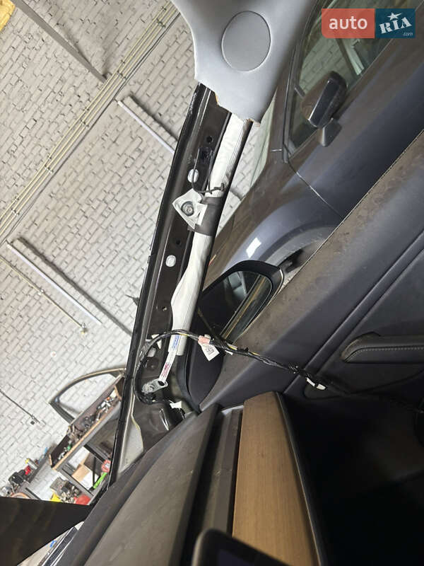 Седан Tesla Model 3 2019 в Львові фото 40 Седан Tesla Model 3 2019 в Львові