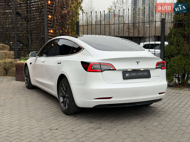 Седан Tesla Model 3 2020 в Києві фото 5 Седан Tesla Model 3 2020 в Києві