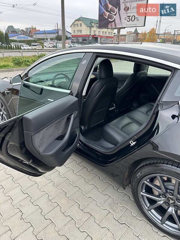 Седан Tesla Model 3 2019 в Луцьку фото 23 Седан Tesla Model 3 2019 в Луцьку