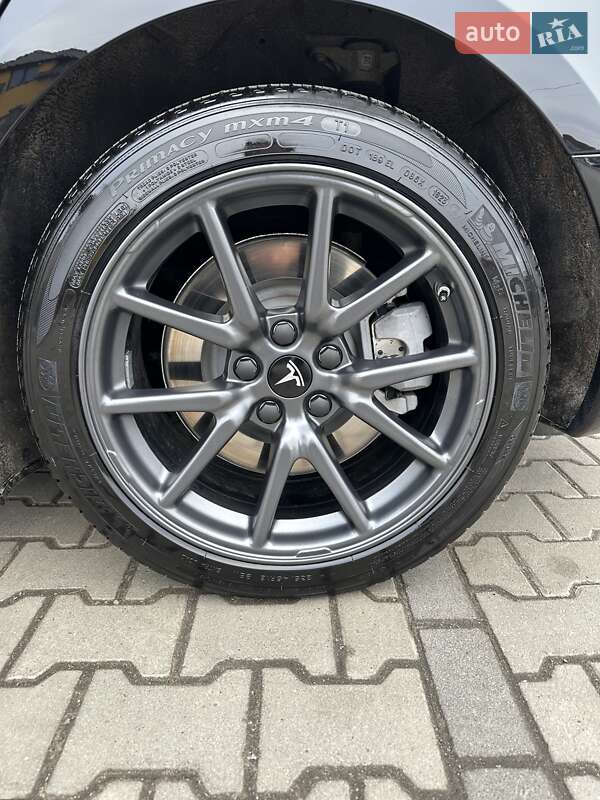 Седан Tesla Model 3 2019 в Луцьку фото 45 Седан Tesla Model 3 2019 в Луцьку
