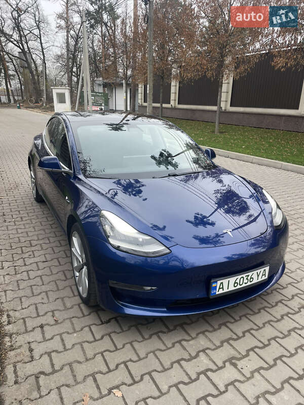 Седан Tesla Model 3 2019 в Киеве фото 6 Седан Tesla Model 3 2019 в Киеве