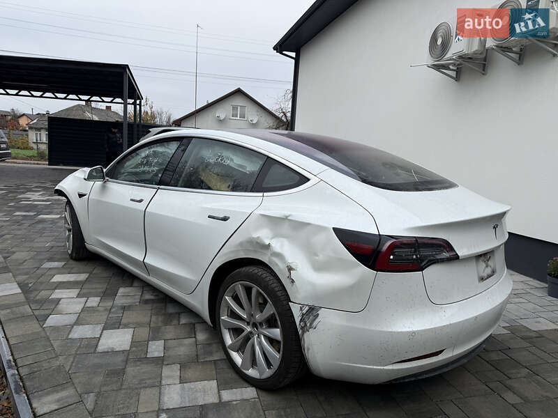 Седан Tesla Model 3 2017 в Владимире фото 8 Седан Tesla Model 3 2017 в Владимире