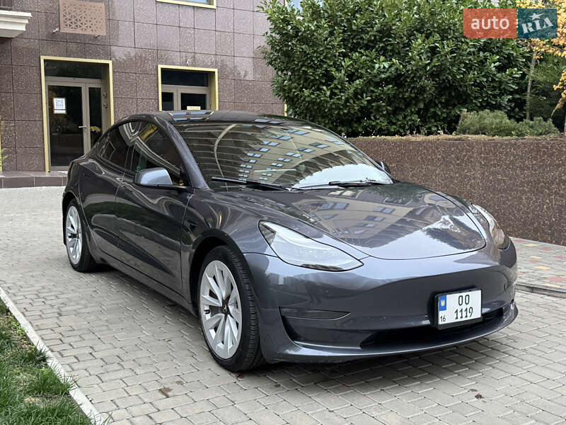 Седан Tesla Model 3 2023 в Одесі фото 5 Седан Tesla Model 3 2023 в Одесі