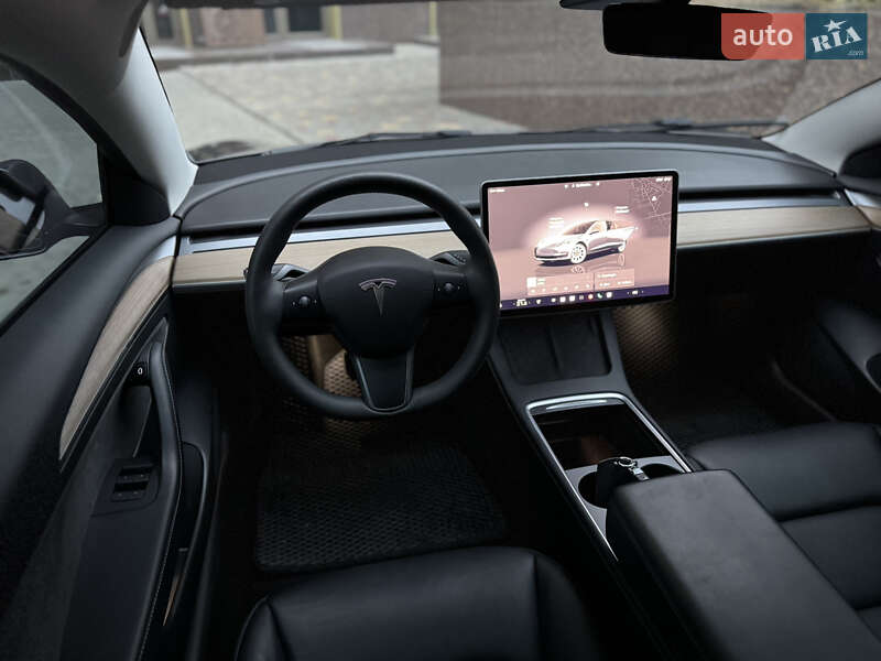 Седан Tesla Model 3 2023 в Одесі фото 29 Седан Tesla Model 3 2023 в Одесі