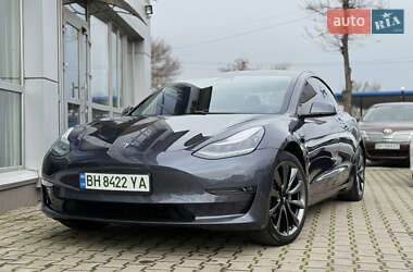 Седан Tesla Model 3 2019 в Одессе
