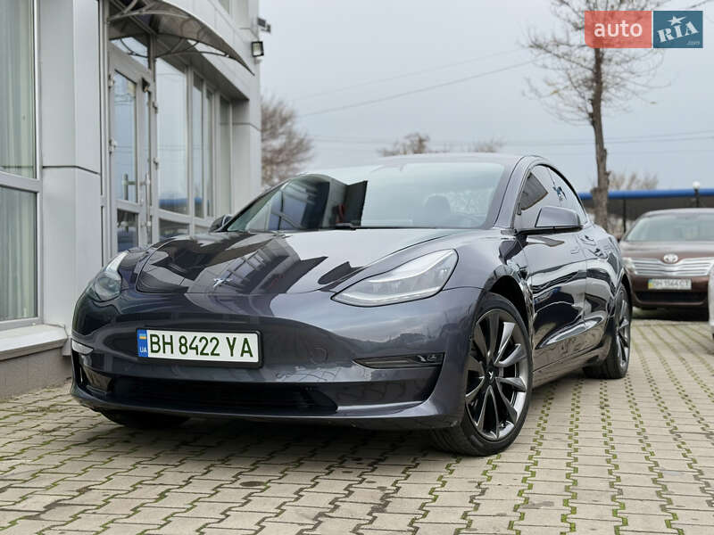 Tesla Model 3 2019