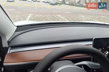 Седан Tesla Model 3 2019 в Одессе
