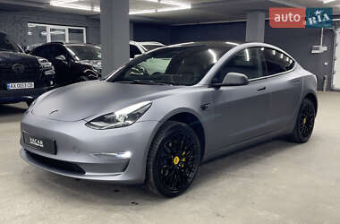 Седан Tesla Model 3 2022 в Харькове