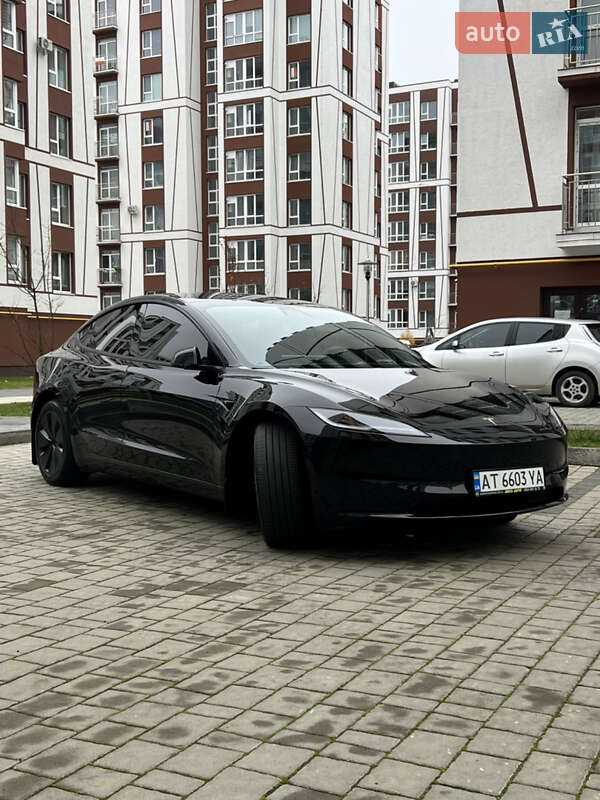 Седан Tesla Model 3 2024 в Івано-Франківську фото 2 Седан Tesla Model 3 2024 в Івано-Франківську