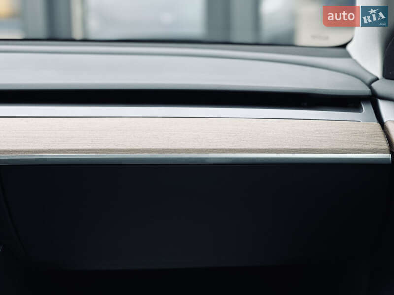 Седан Tesla Model 3 2022 в Кременчуге фото 47 Седан Tesla Model 3 2022 в Кременчуге