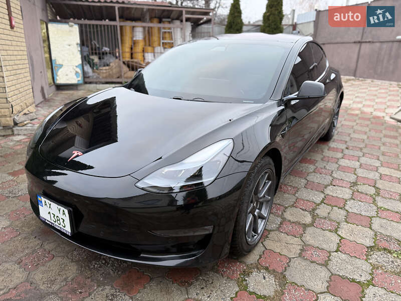 Седан Tesla Model 3 2018 в Харькове