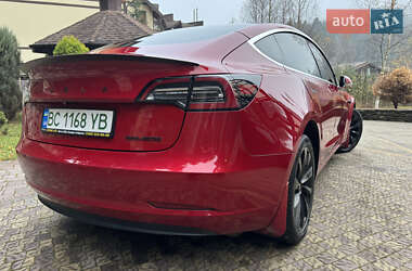 Седан Tesla Model 3 2018 в Трускавце