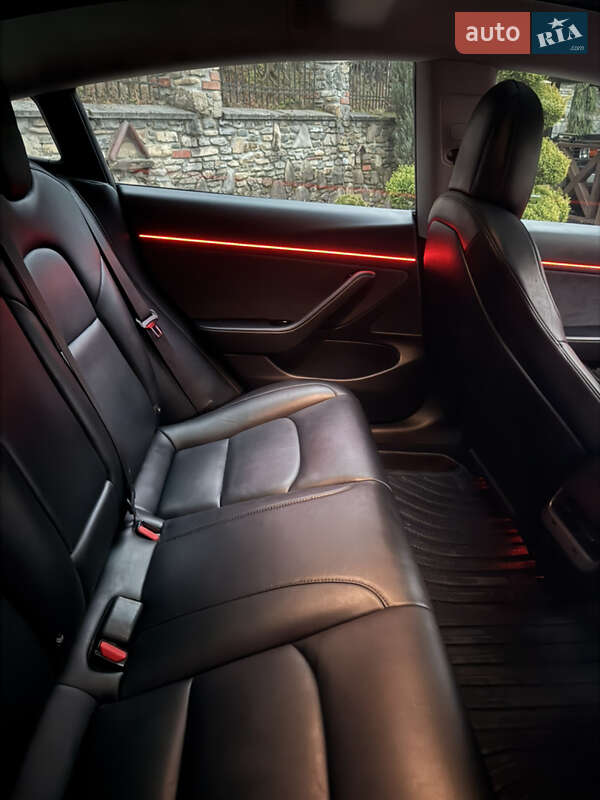Седан Tesla Model 3 2018 в Трускавці фото 28 Седан Tesla Model 3 2018 в Трускавці