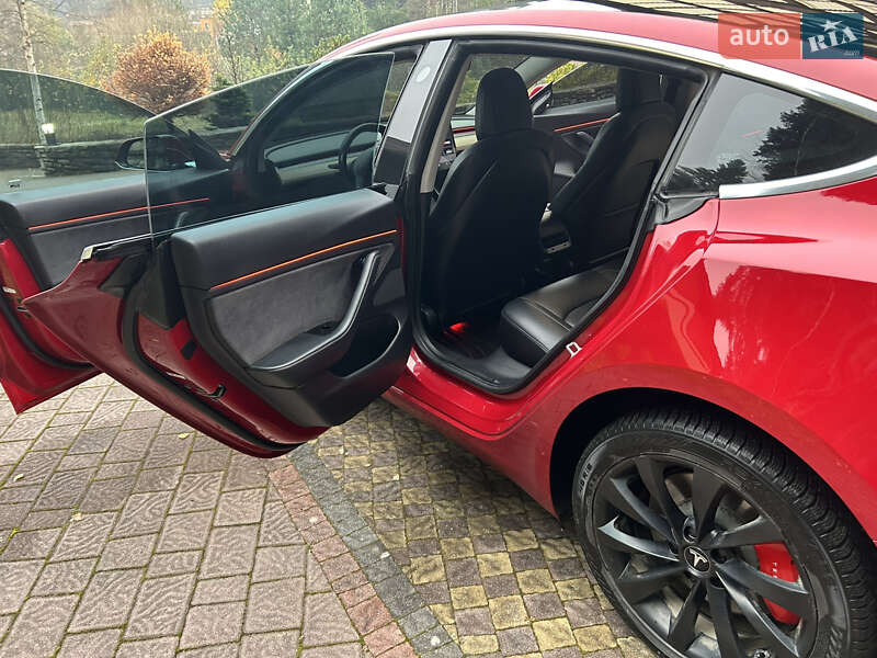 Седан Tesla Model 3 2018 в Трускавці фото 29 Седан Tesla Model 3 2018 в Трускавці