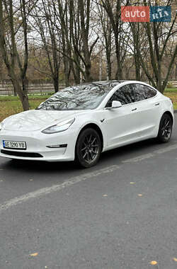 Седан Tesla Model 3 2019 в Дніпрі