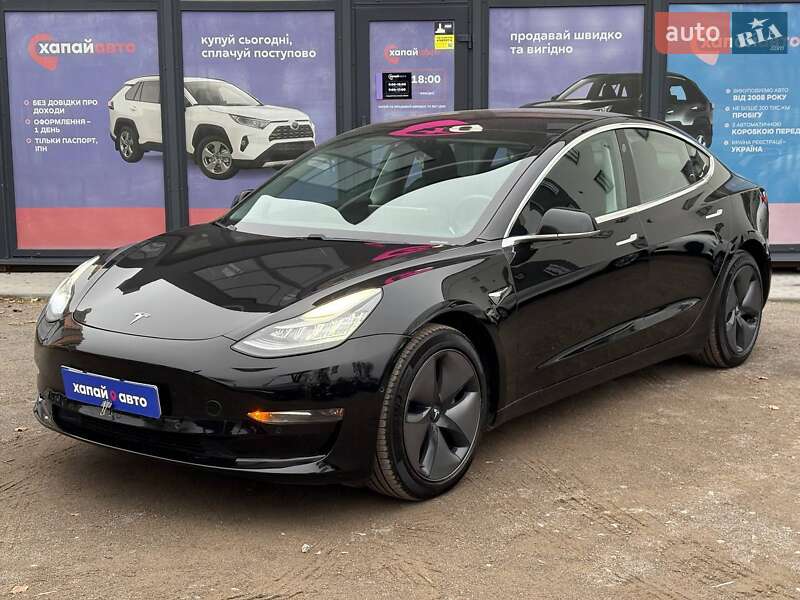 Tesla Model 3 2018