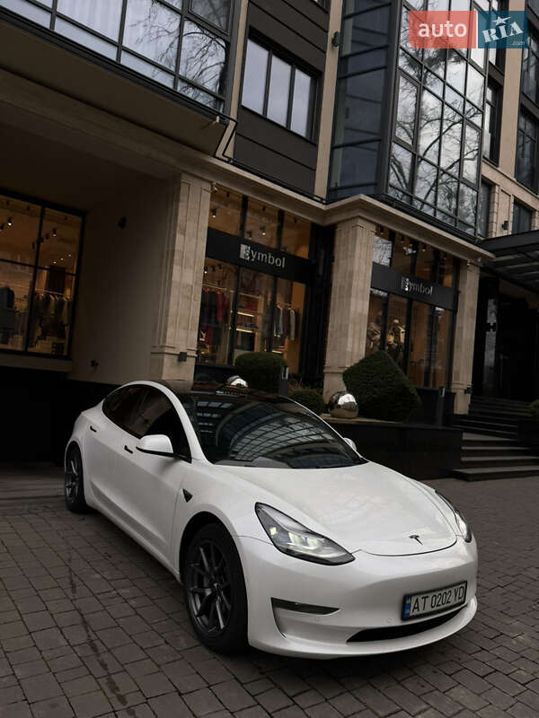 Седан Tesla Model 3 2021 в Івано-Франківську фото 8 Седан Tesla Model 3 2021 в Івано-Франківську
