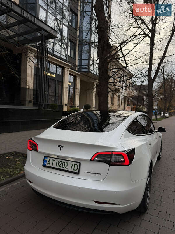 Седан Tesla Model 3 2021 в Івано-Франківську фото 12 Седан Tesla Model 3 2021 в Івано-Франківську