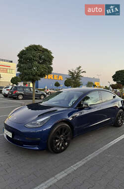 Седан Tesla Model 3 2022 в Херсоне