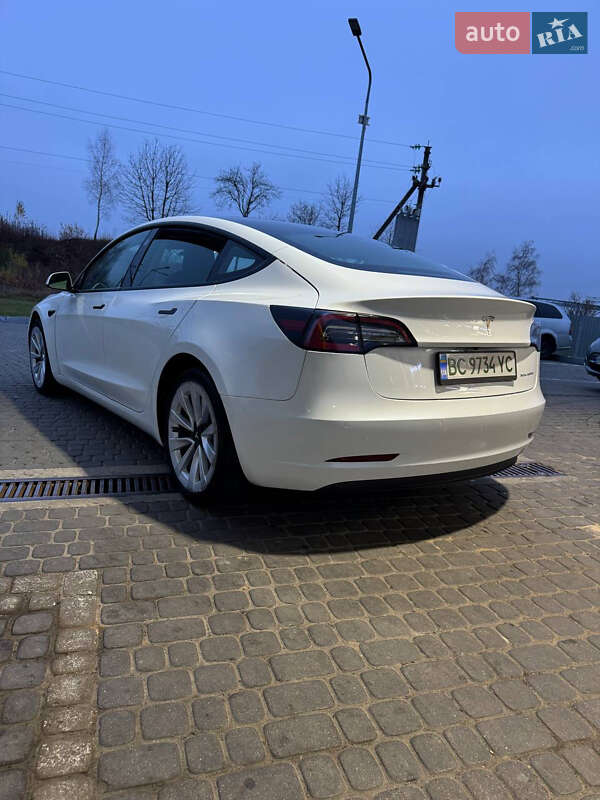 Седан Tesla Model 3 2021 в Львове фото 6 Седан Tesla Model 3 2021 в Львове