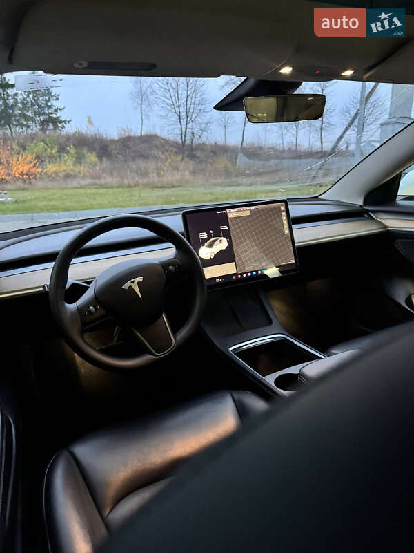 Седан Tesla Model 3 2021 в Львове фото 14 Седан Tesla Model 3 2021 в Львове