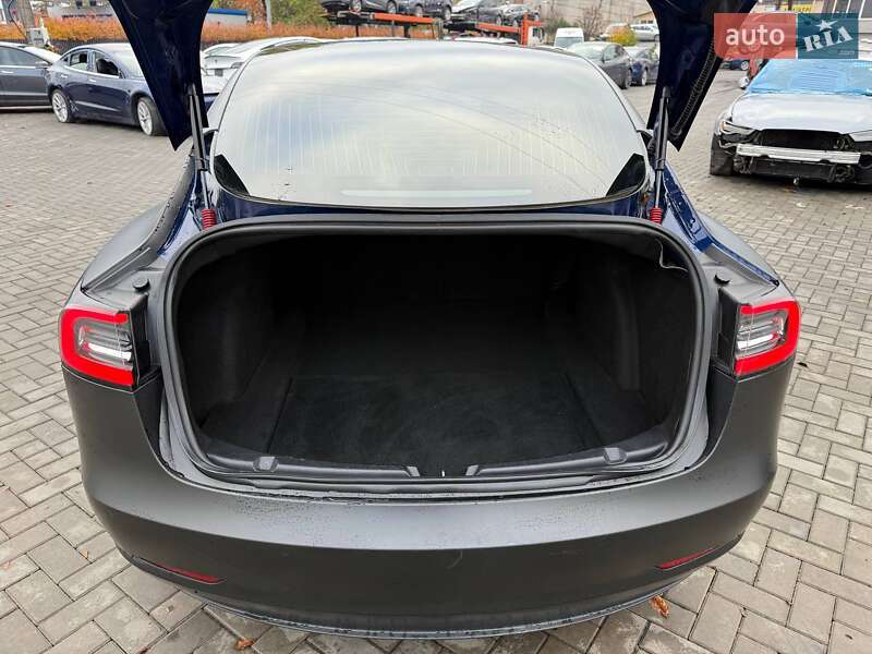 Седан Tesla Model 3 2018 в Луцке фото 13 Седан Tesla Model 3 2018 в Луцке