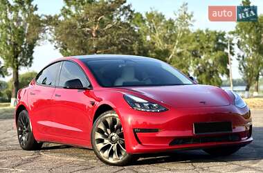 Седан Tesla Model 3 2023 в Дніпрі