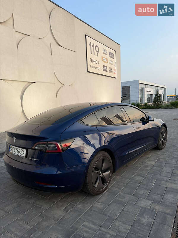 Седан Tesla Model 3 2018 в Луцьку фото 3 Седан Tesla Model 3 2018 в Луцьку