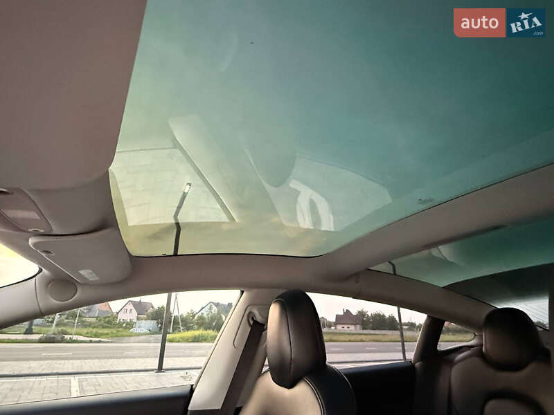 Седан Tesla Model 3 2018 в Луцьку фото 12 Седан Tesla Model 3 2018 в Луцьку